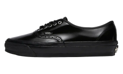 OTW Authentic 44 Siped Vibram Gloss Leather "Brogue Black" VN000V33BKA