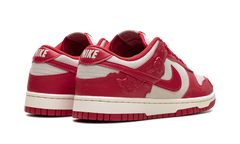 Dunk Low WMNS"Red Roses" HF1986 100