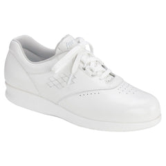Women's Free Time Walking Shoe in White White