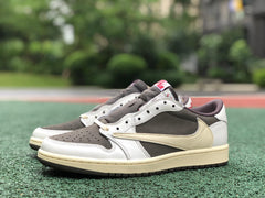 1 Travis Scott Reverse Mocha
