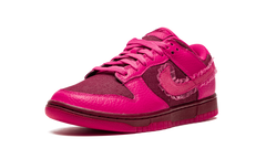 DUNK LOW WMNS"Valentine’s Day" DQ9324 600