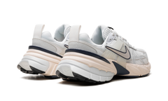 V2K Run WMNS"White" FD0736-004