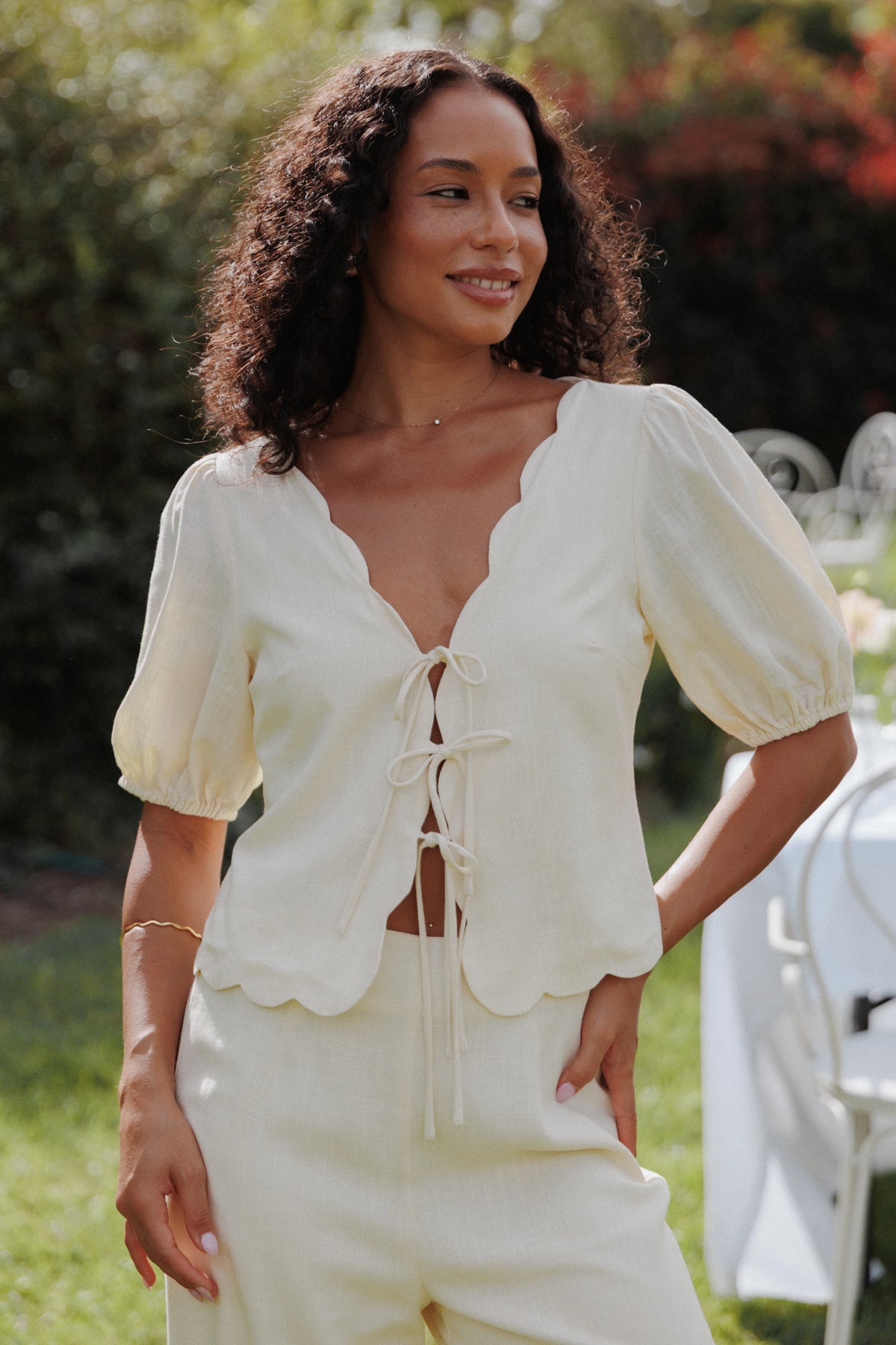 Jensen Scallop Hem Top - Butter Yellow