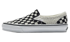 LX Classic Slip-On 98 "EK Checkerboard Black Marshmallow" VN000EG11KP