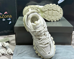 Track White