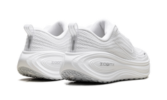 Vomero Plus WMNS"Triple White" HV8154 102